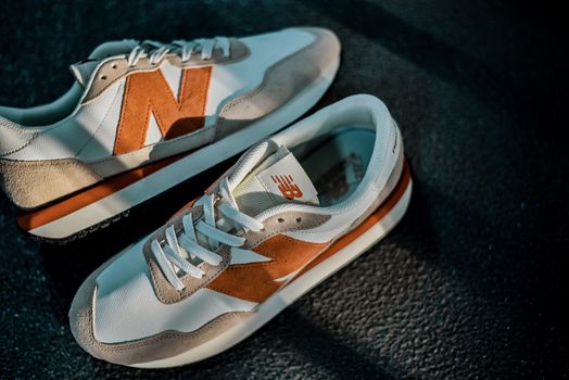 New Balance 1906R Kombin Önerileri