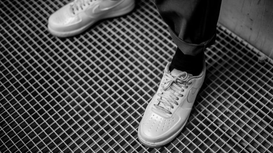 Sneaker Modası Türkiye: En Son Trendler ve Stiller