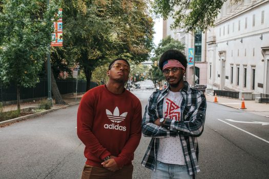 Adidas Samba Kombin Erkek: Modaya Çağdaş Bir Yaklaşım