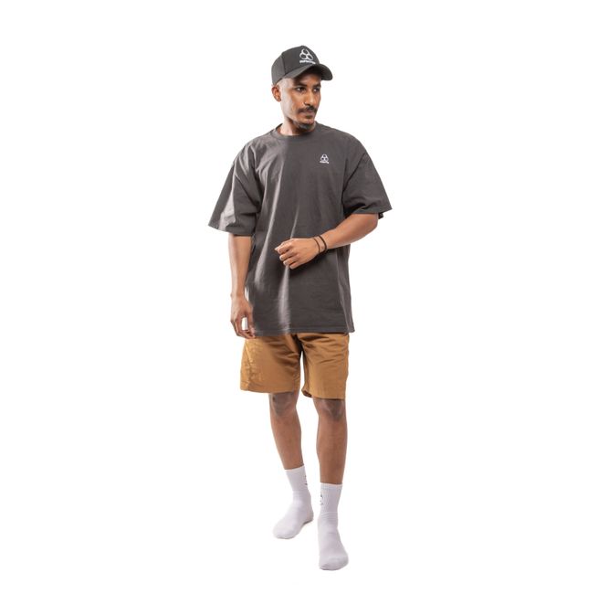 Oversize Tişört Erkek Kombin Rehberi: Rahatlık ve Tarzı Birleştirin | Selvano.com.tr
