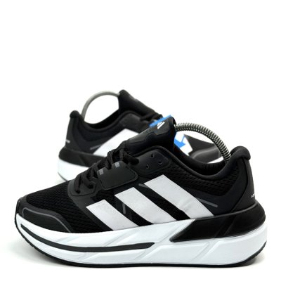 Adidas Adistar CS - Siyah Beyaz Uzun Mesafe Koşu ve Destek Ayakkabısı
